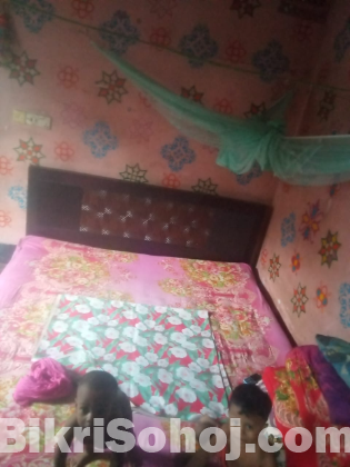 প্লাই উডের খাট
